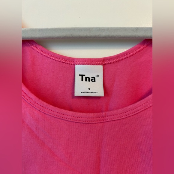 Aritzia TNA Bergman Tank NWT - Picture 2 of 5